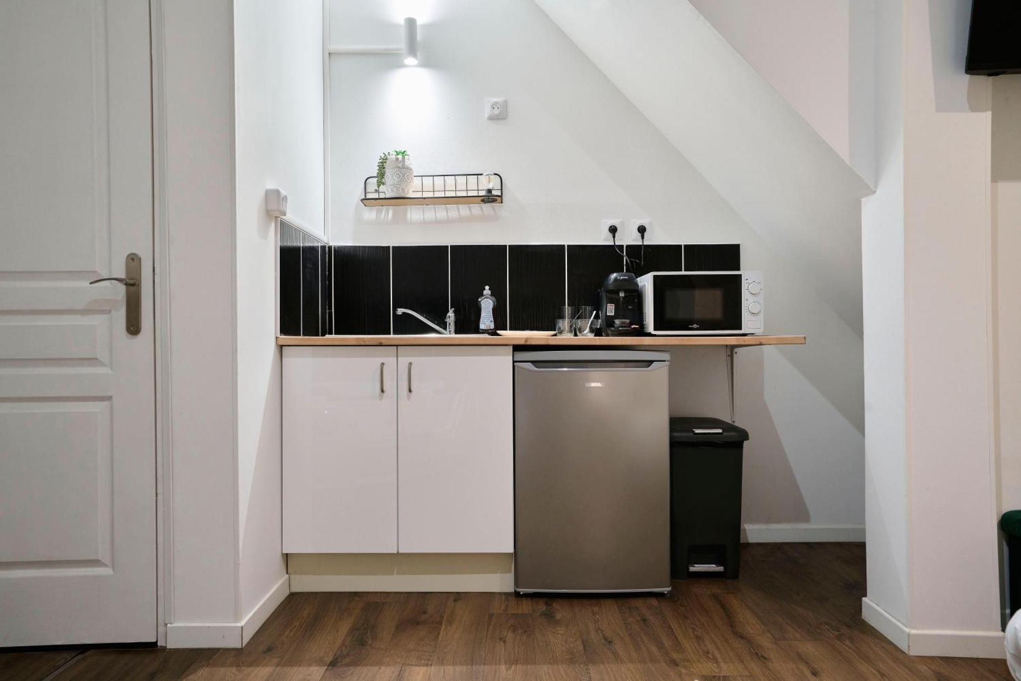 Ng Prestige - Miln 1 - Balneo - Wifi & Netflix Apartment Рубе Екстериор снимка